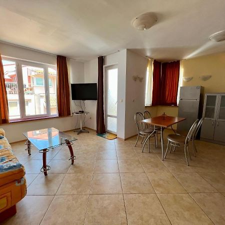 Private One-Bedroom Apartment With Balcony In Sozopol By Flat Mаnаger Esterno foto